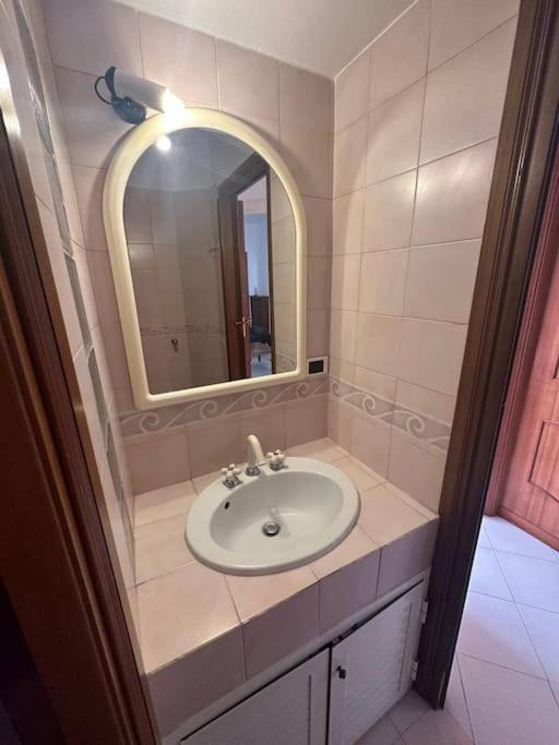 Apartamento Centocelle, Metro C Luminoso Quadrilocale Roma Exterior foto